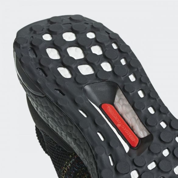Мужские кроссовки Adidas Ultraboost Laceless B37685_image_5