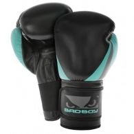Боксерські рукавички жіночі Bad Boy Training Series 2.0 Black / Green