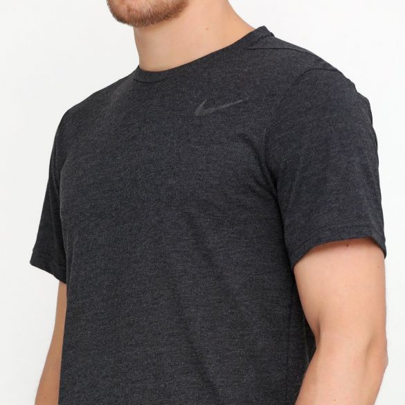 Чоловіча футболка Nike Breathe Top Ss Hpr Dry AJ8002-032_image_3