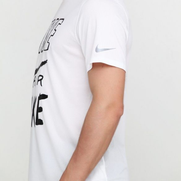 Чоловіча футболка Nike Brthe Top Run AJ7584-100_image_4