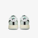 Кросівки Nike Air Force 1 07 Lv8 DZ2522-001_image_4