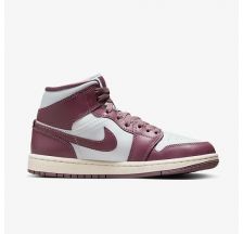 Жіночі кросівки Nike Air Jordan 1 Mid Triple Black BQ6472-050