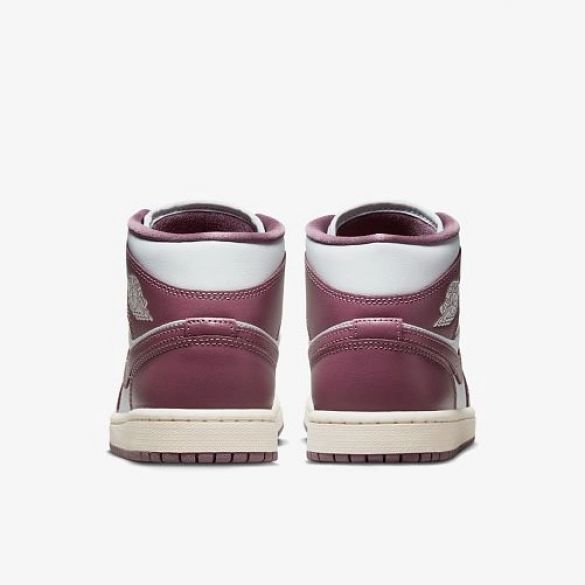 Жіночі кросівки Nike Air Jordan 1 Mid Triple Black BQ6472-050_image_7