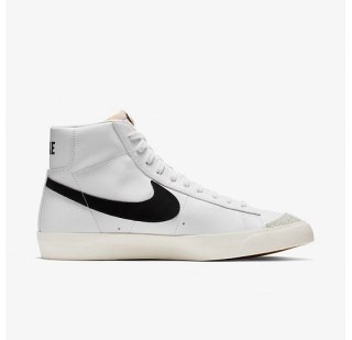 Чоловічі кросівки Nike Blazer Mid 77 Vintage Black BQ6806-100