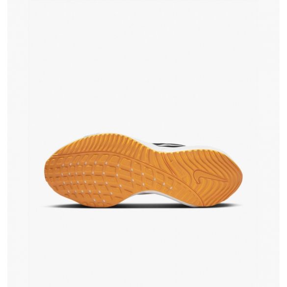Кросівки Nike Air Zoom Vomero 16 DA7245-012_image_4