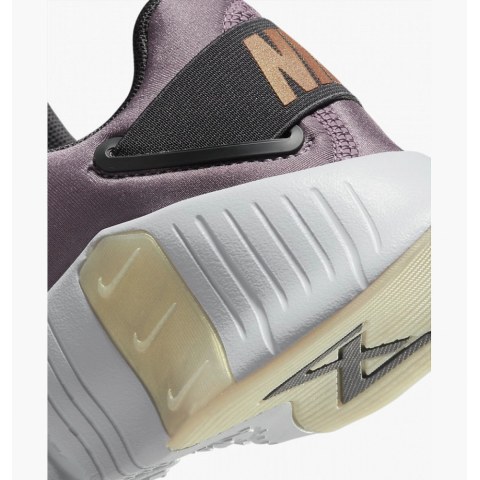 Кросівки жіночі Nike Free Metcon 4 Premium DQ4678-500_image_4