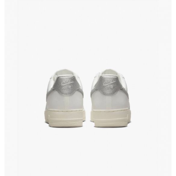 Кросівки Nike Air Force 1 07 White Dq7569-100_image_4