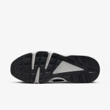 Кросівки Nike Air Huarache Premium White Dr0286-100_image_4