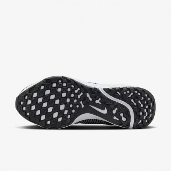 Кросівки жіночі Nike Renew Run 4 DR2682-005_image_8