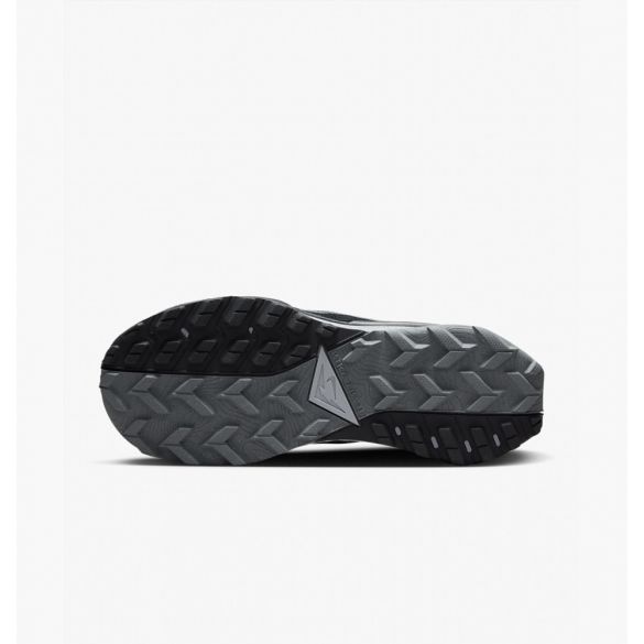 Кросівки жіночі Nike React Wildhorse 8 DR2689-001_image_7