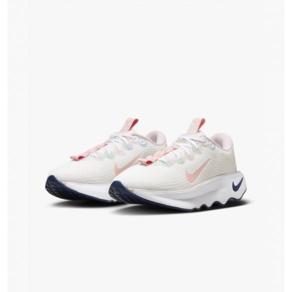 Кроссовки Nike Motiva Premium DZ3702-100_image_6