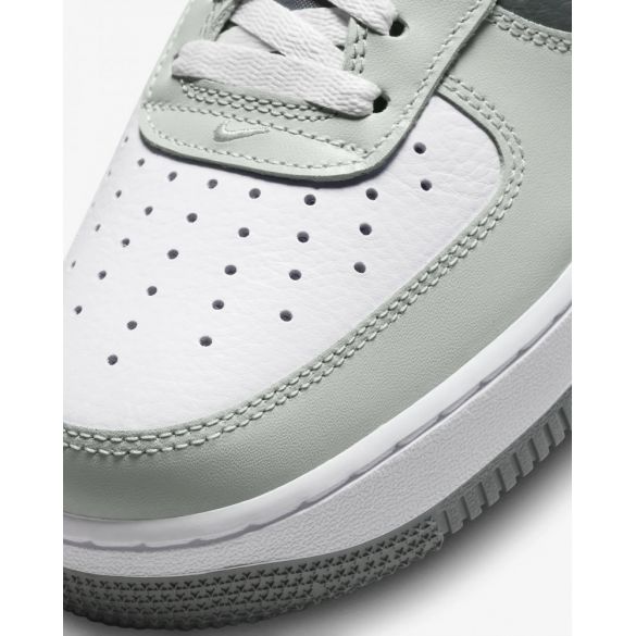 Кросівки Nike Air Force 1 07 Lv8 FD2592-001_image_4