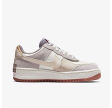 Кросівки Nike Air Force 1 DO7449-111