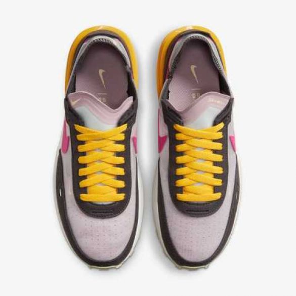 Кроссовки женские Nike Waffle One MC DR7881-001_image_4
