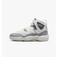 Кросівки Jordan Jumpman Two Trey DR9631-002_image_8