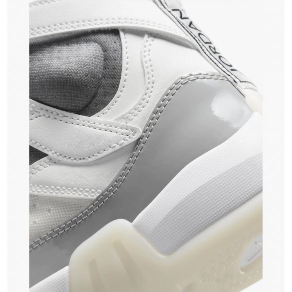 Кросівки Jordan Jumpman Two Trey DR9631-002_image_5