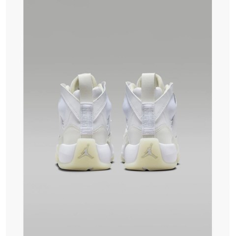 Кросівки Jordan Jumpman Two Trey DR9631-100_image_3