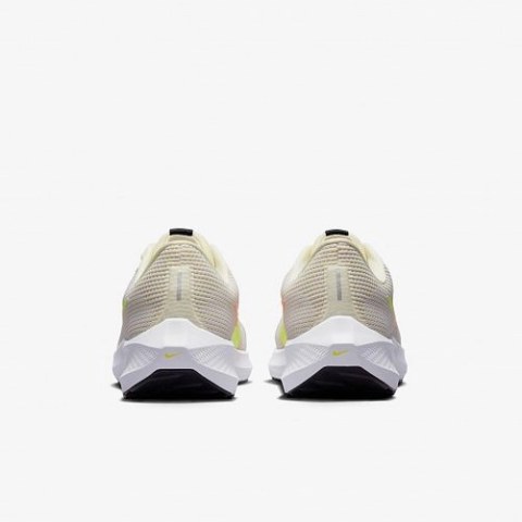 Кросівки Nike Pegasus 40 DV3853-101_image_4