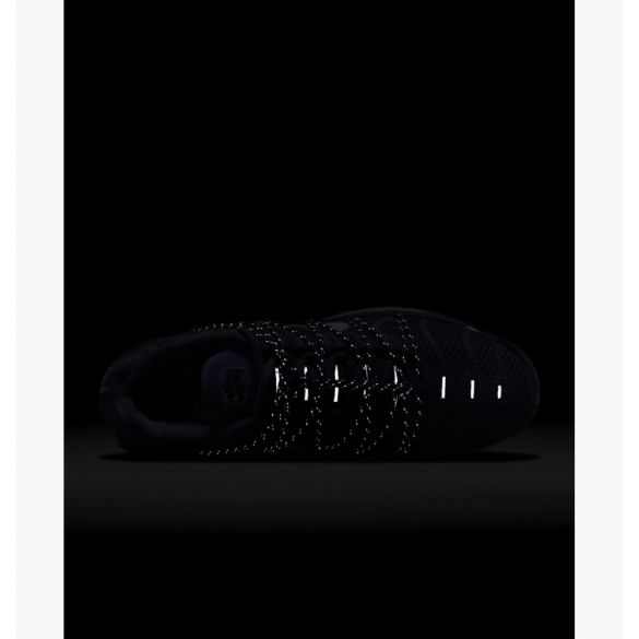 Чоловічі кросівки Nike Air Max Plus Utility FD0670-400_image_4