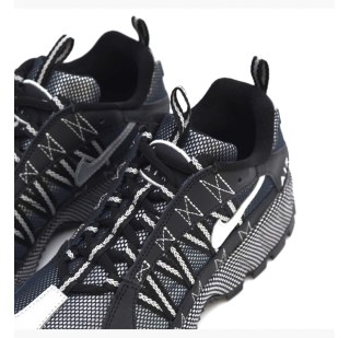 Кросівки Nike Air Humara Qs FJ7098-002