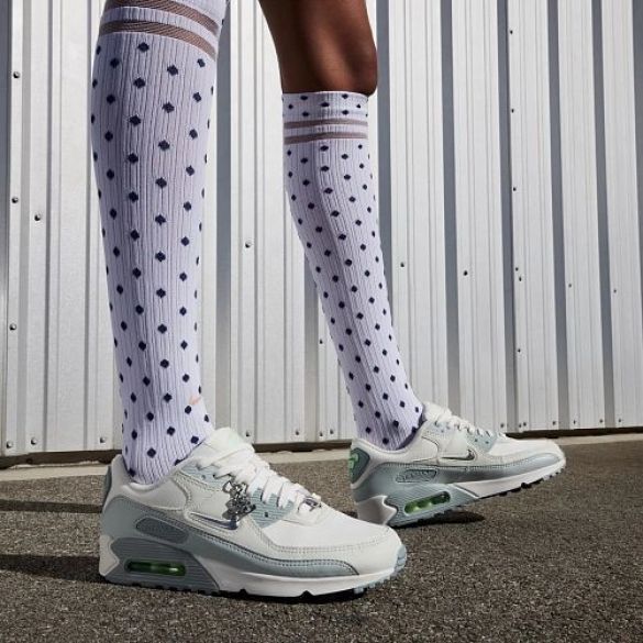 Кросівки Nike Air Max 90 Se FN6948-100_image_4