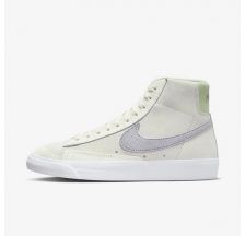 Кросівки Nike Blazer Mid 77 FN7775-100