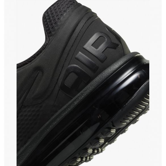 Кросівки Nike Air Max Plus FZ3156-010_image_6