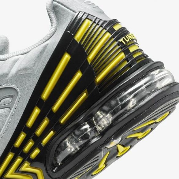 Кросівки Nike Air Max Plus 3 FZ4623-001_image_4