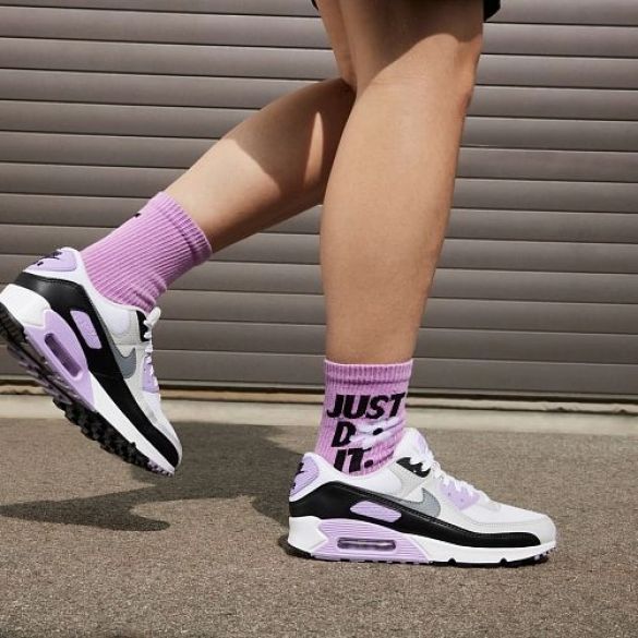 Жіночі кросівки Nike Air Max 90 DH8010-103_image_4