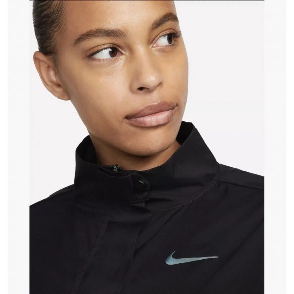 Куртка Nike Run Division Jacket Light DQ5957-010_image_4