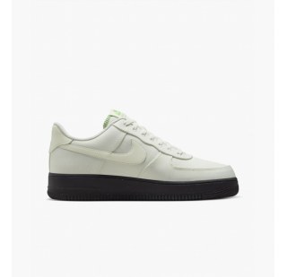 Кросівки Nike Air Force 1 07 Lv8 FJ4160-002