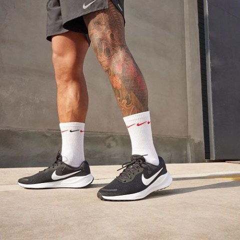 Кросівки чоловічі Nike Revolution 7 FB2207-001_image_9
