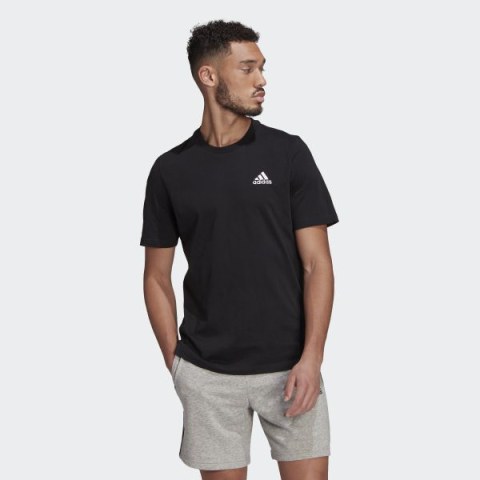Чоловіча футболка Adidas Essentials Embroidered GK9639_image_1