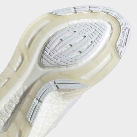 Кроссовки для бега adidas Ultraboost 22 GX5590_image_8
