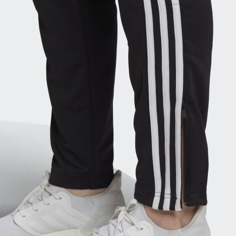 Спортивный костюм Adidas Athletics Tiro FS4323_image_7