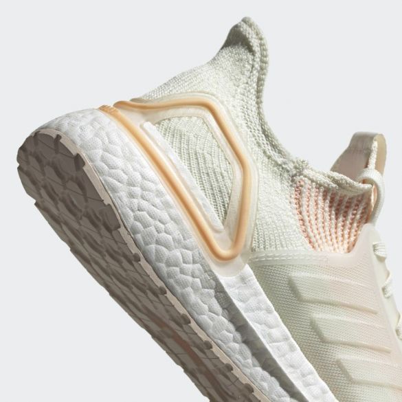 Женские кроссовки Adidas Ultraboost 19 F34073_image_4