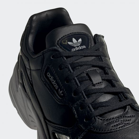 Женские кроссовки Adidas Falcon EH1256_image_5