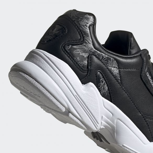 Женские кроссовки Adidas Falcon EH1256_image_6