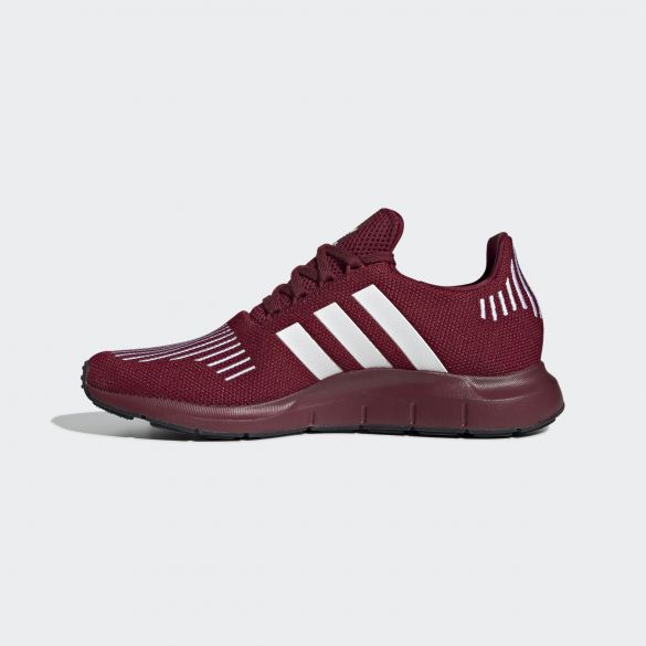 Мужские кроссовки Adidas Swift Run EE4446