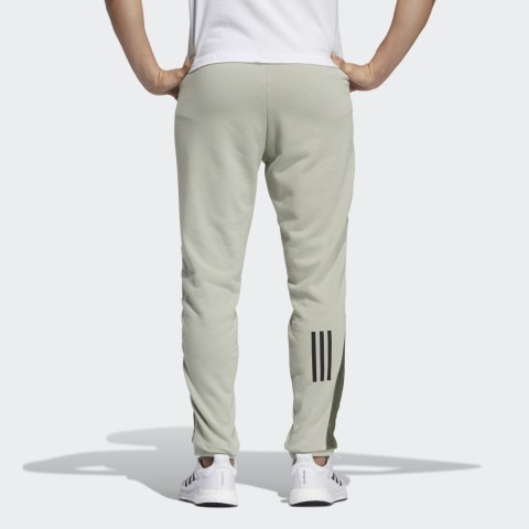 Брюки Adidas Badge of Sport GQ1173_image_2