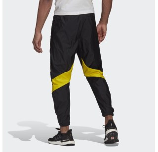 Брюки adidas Sportswear Woven GQ1197
