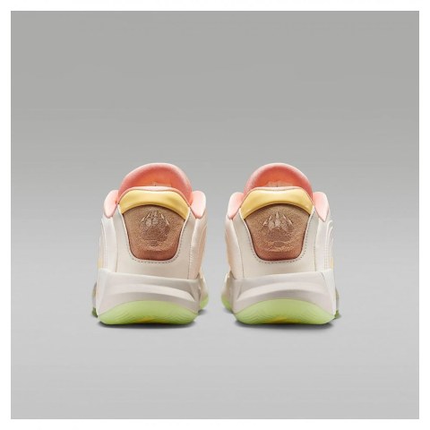 Кроссовки  Air Jordan Luka 4 IO0202-100_image_3