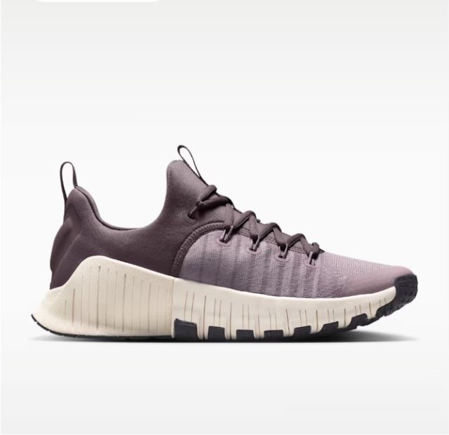Nike MC Trainer чи Metcon: як порівняти тренувальні кросівки