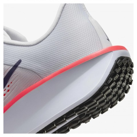 Жіночі кросівки Nike Quest 6 FD6034-002_image_8