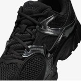 Чоловічі кросівки Nike V5 Rnr HJ5228-001_image_7