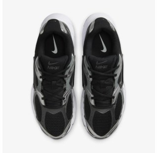 Чоловічі кросівки Nike V5 Rnr HJ5228-004