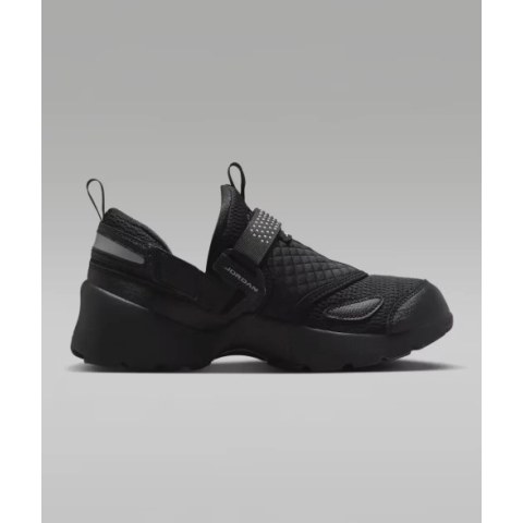 Кросівки жіночі Wmns Jordan Trunner Lx Triple HQ2164-001_image_1