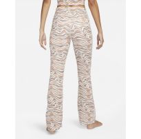 Штани жіночі Nike Yoga Luxe Pants DV9201-246_image_13
