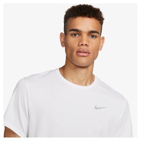 Мужская футболка Nike M Nk Df Uv Miler Ss DV9315-100_image_4