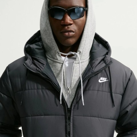 Чоловіча куртка Nike Access Filled Puffer IO4895-010_image_4